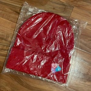 Valentine Jeffree Star Beanie